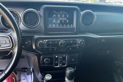 2022 Jeep Gladiator Willys