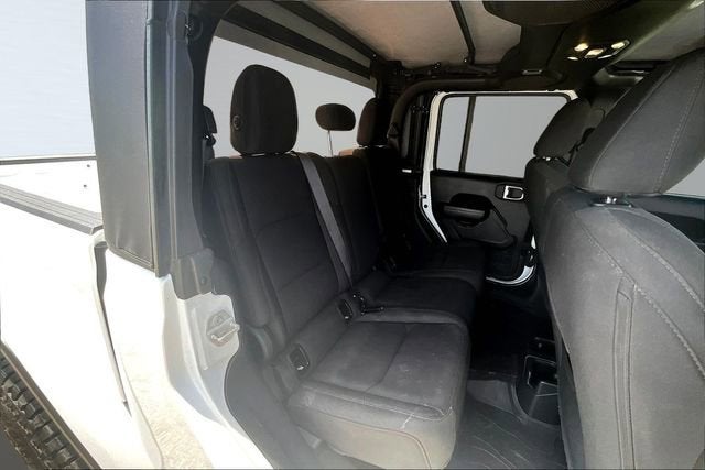 2022 Jeep Gladiator Willys