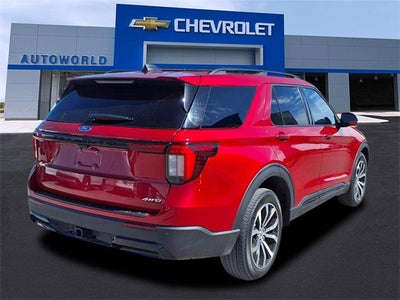 2025 Ford Explorer ST-Line