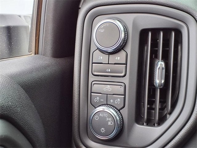 2024 GMC Sierra 2500 HD Pro