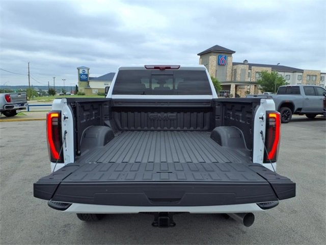 2025 GMC Sierra 2500 HD AT4