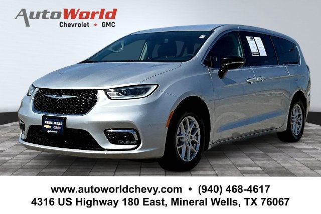 2024 Chrysler Pacifica