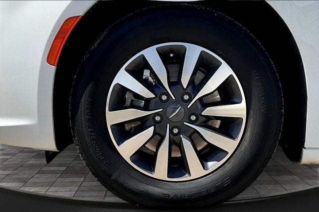 2023 Chrysler Pacifica Hybrid Limited