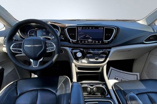2023 Chrysler Pacifica Hybrid Limited