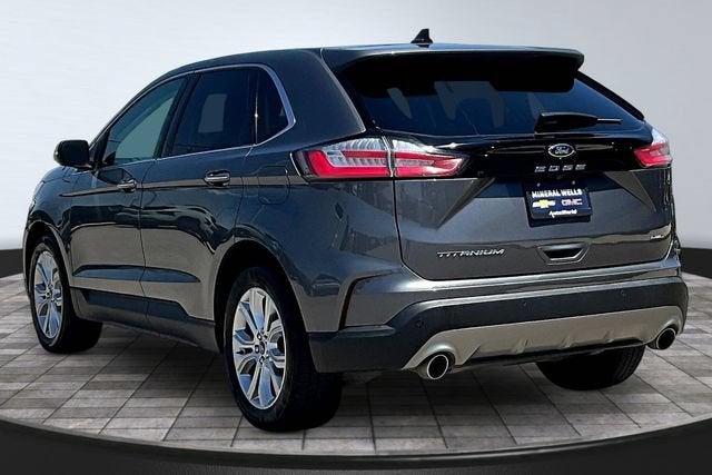 2022 Ford Edge Titanium