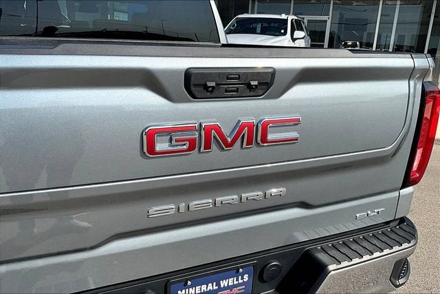 2025 GMC Sierra 1500 SLT